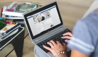 hands-woman-laptop-notebook