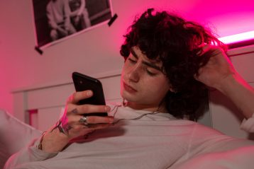 dipendenza da chat e cellulari come vincerla
