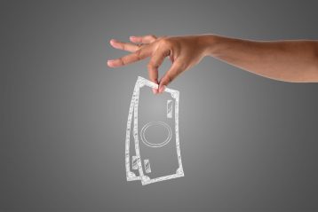 merito l'abolizione del bonus cultura riaccende il dibattito