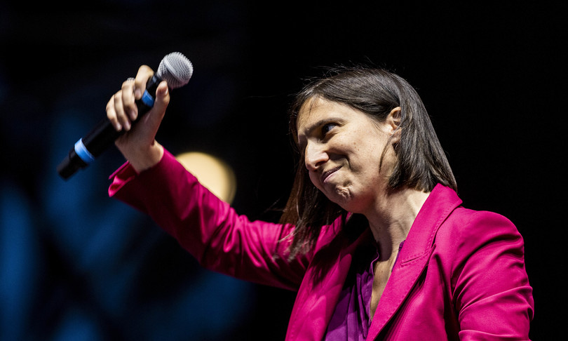 Elly Schlein è la nuova segretaria del PD: ‘Saremo a difesa della scuola pubblica’