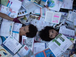 caro scuola: oltre duemila euro a studente. Studiare: non me lo posso permettere