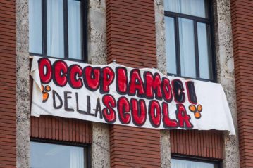 studenti occupano virgilio di milano