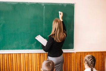 concorsi docenti 2024 settimana di fuoco per le scuola