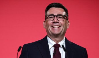 Effetto Burnham: meno licei, più istruzione tecnica e professionale
